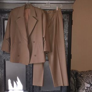 Vintage Camel Wool Lillie Rubin double-breasted blazer and pants suit size 10